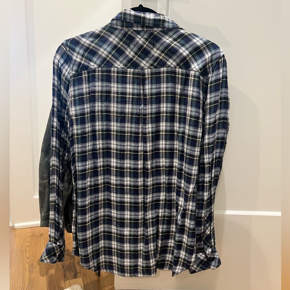 Rails Hunter Button Down Flannel - image 2